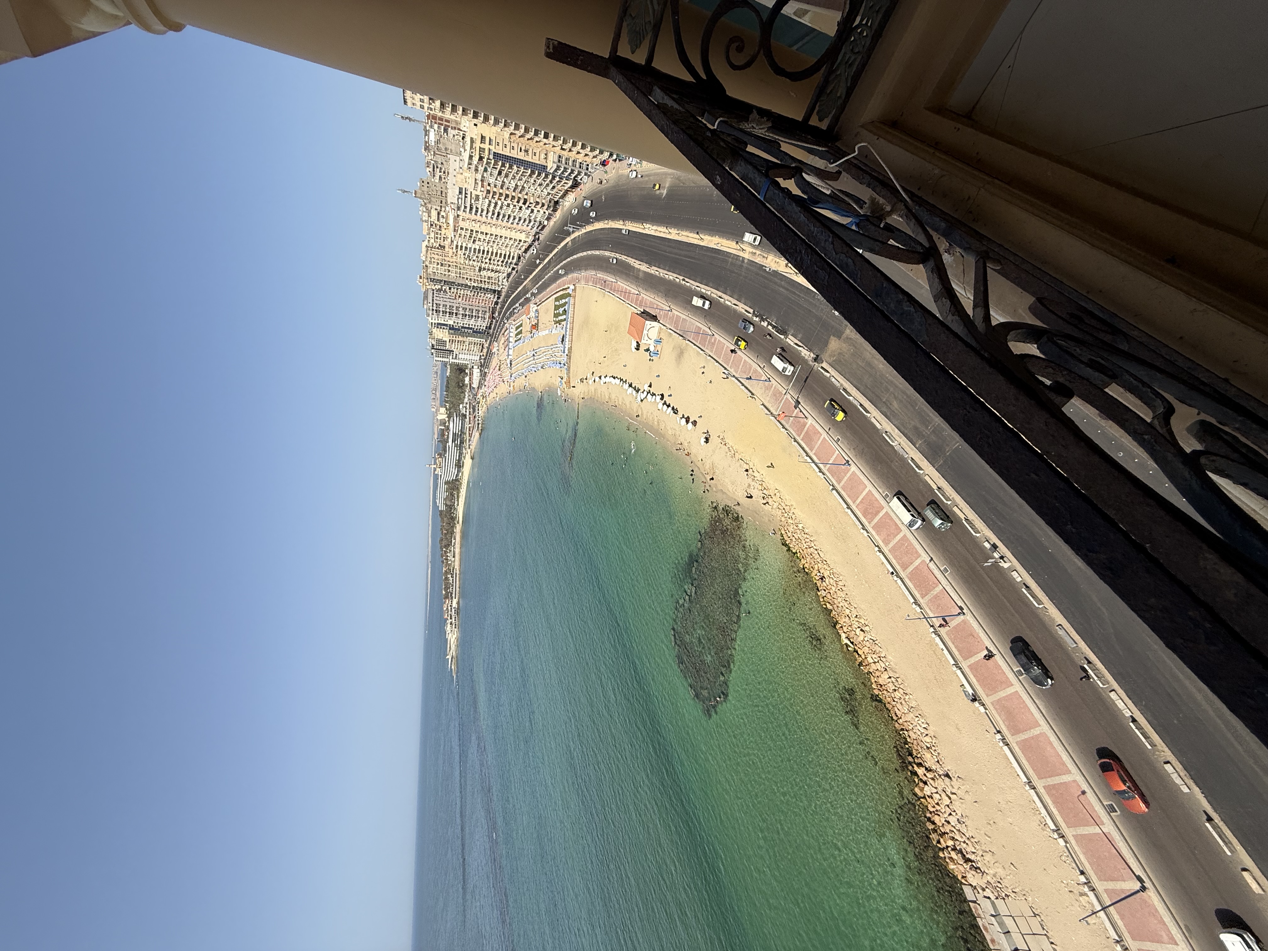 صورة المعرض 4