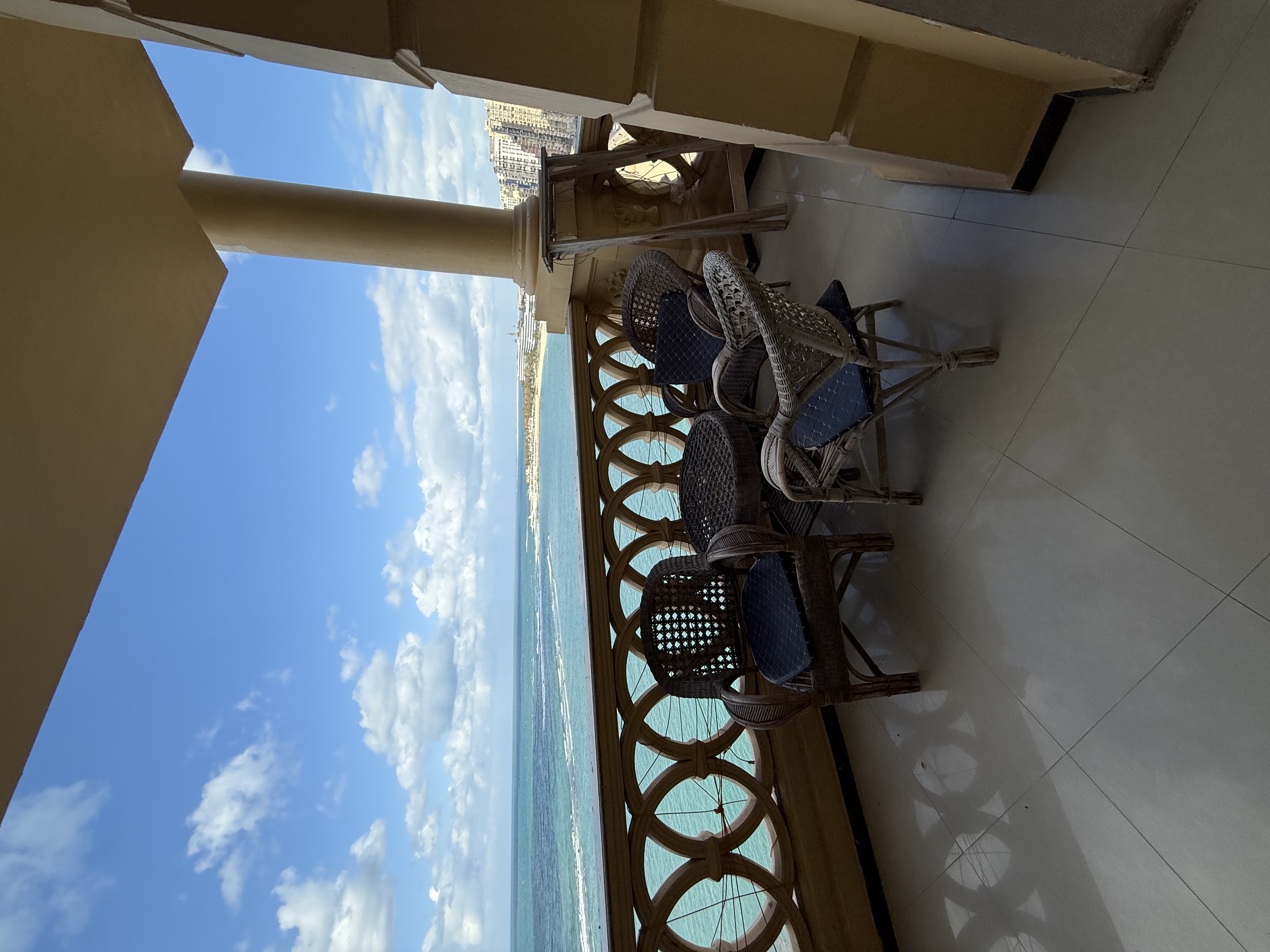 صورة المعرض 2