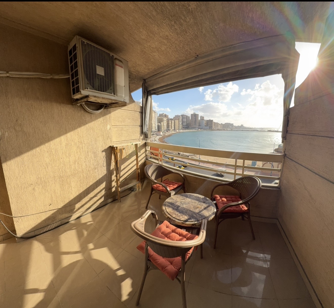 صورة المعرض 6