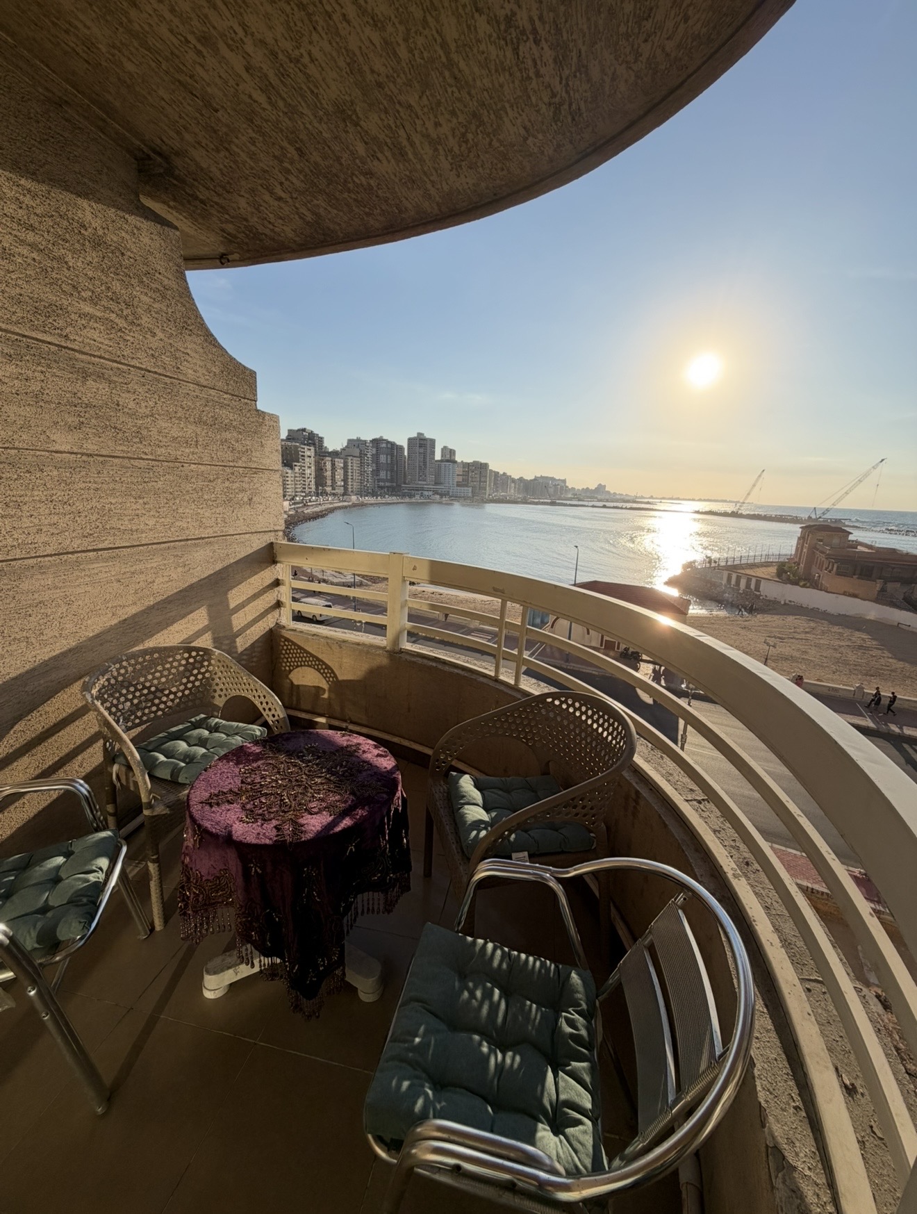 صورة المعرض 3