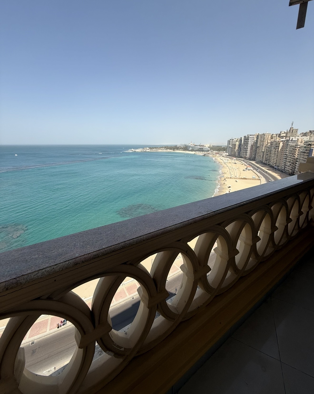 صورة المعرض 3