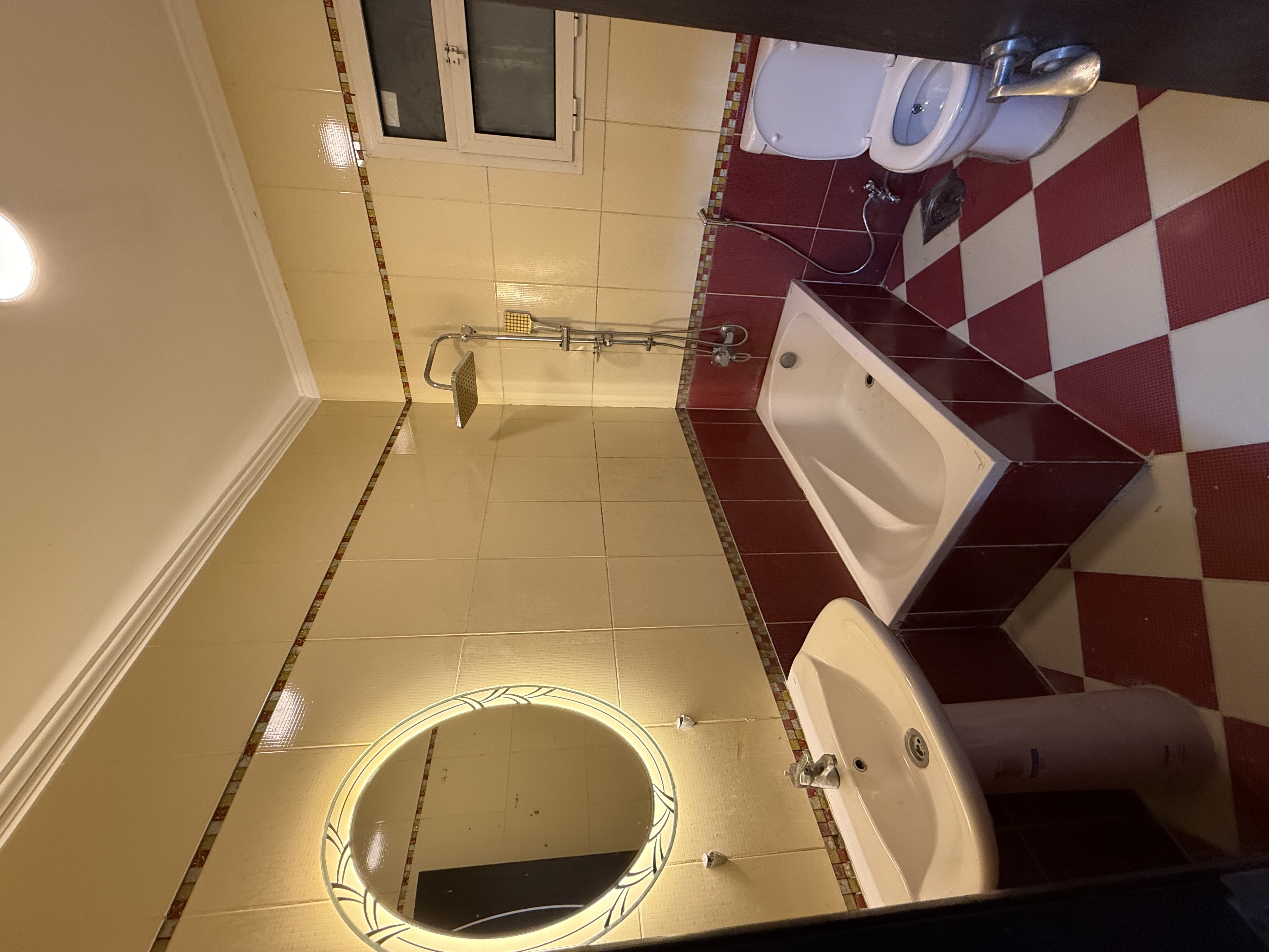 صورة المعرض 13