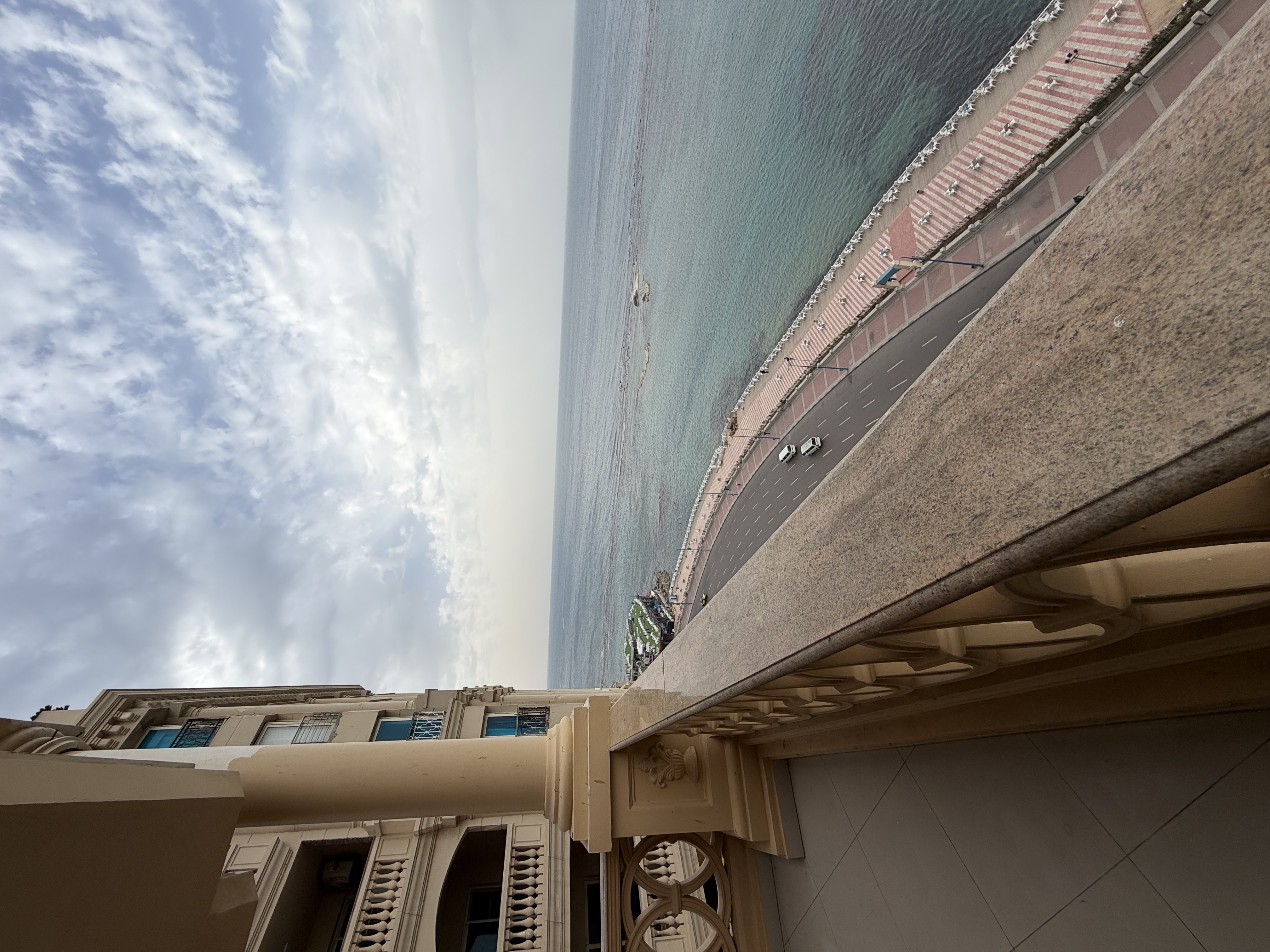 صورة المعرض 2