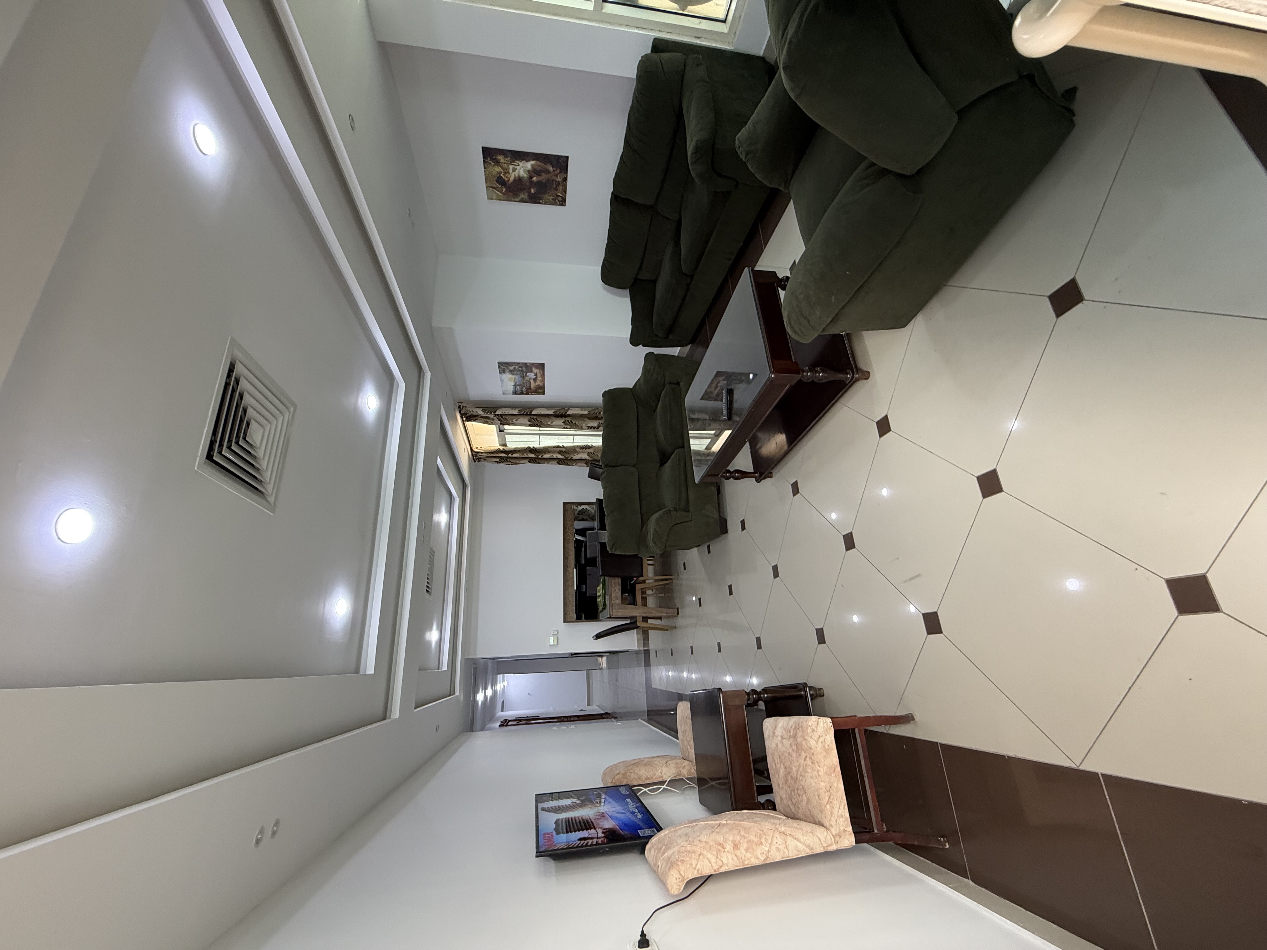 صورة المعرض 4