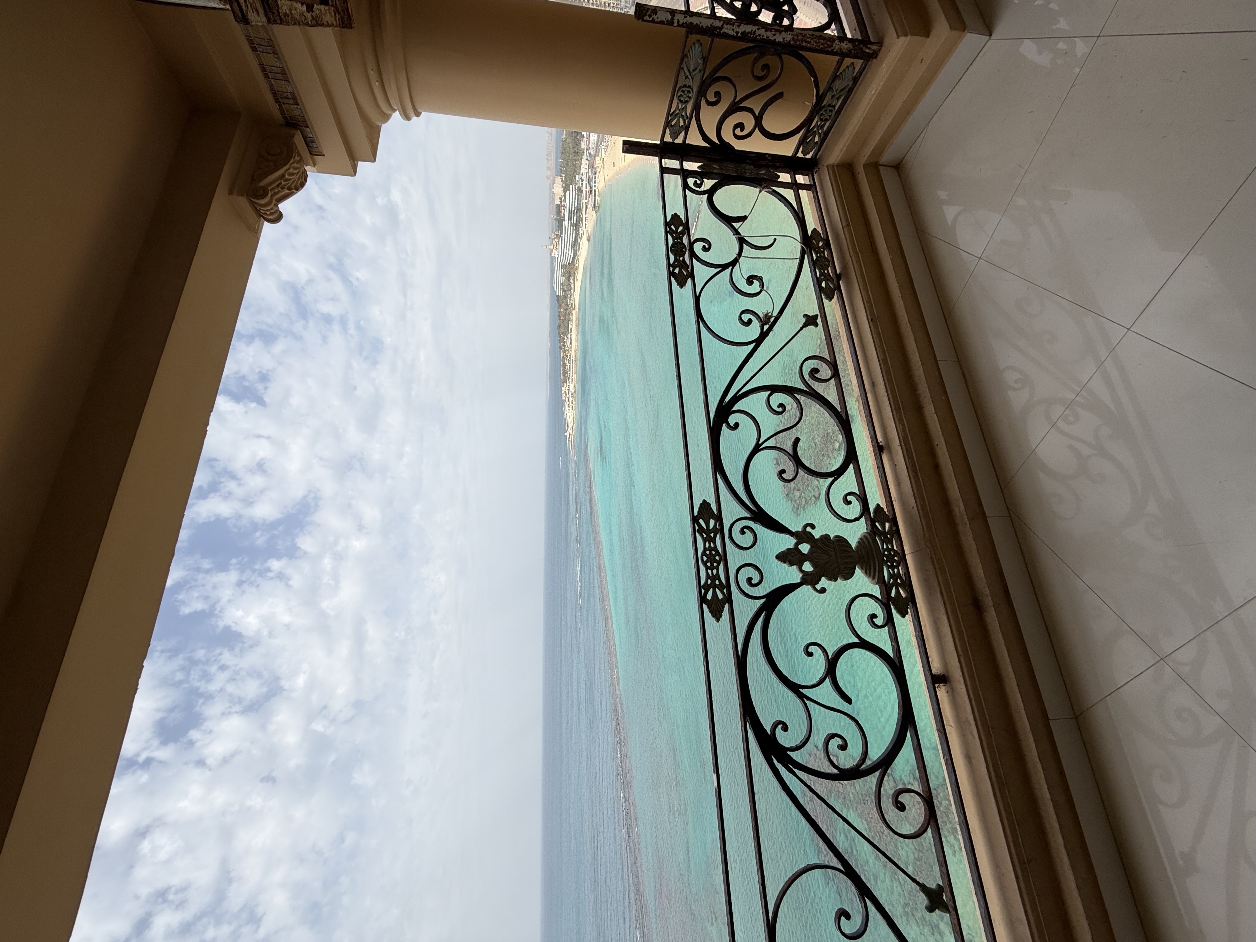 صورة المعرض 3