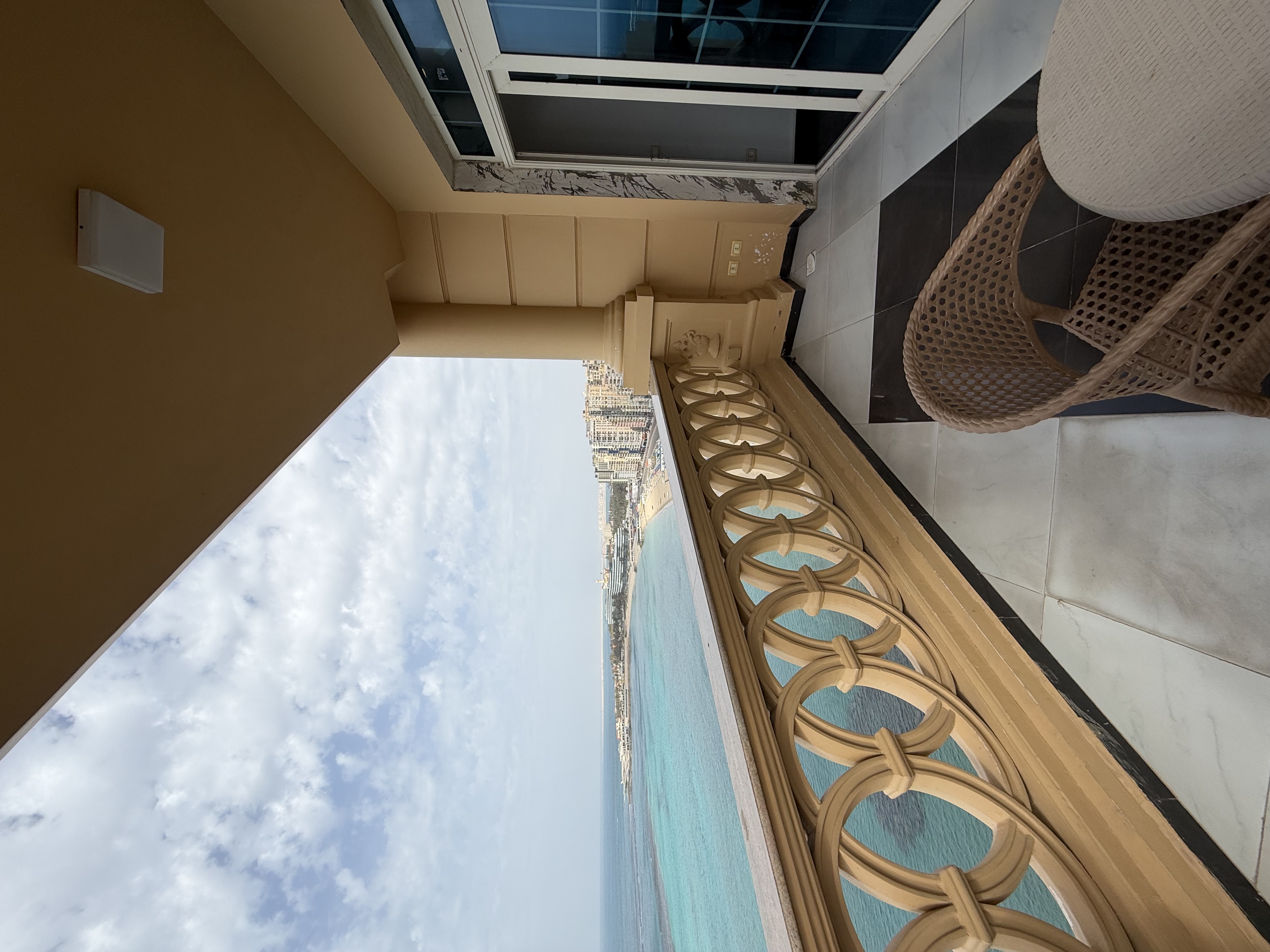 صورة المعرض 4