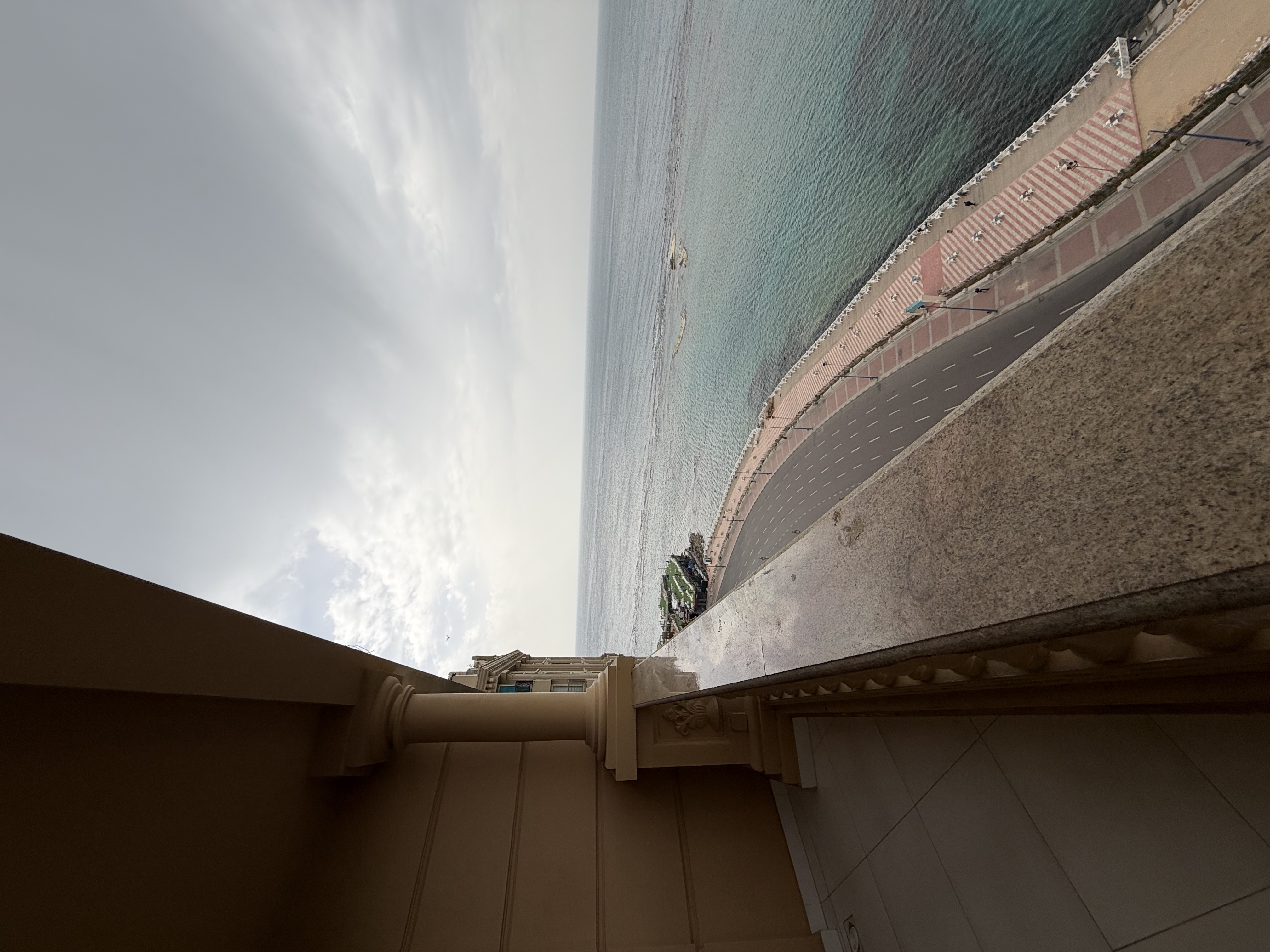 صورة المعرض 4