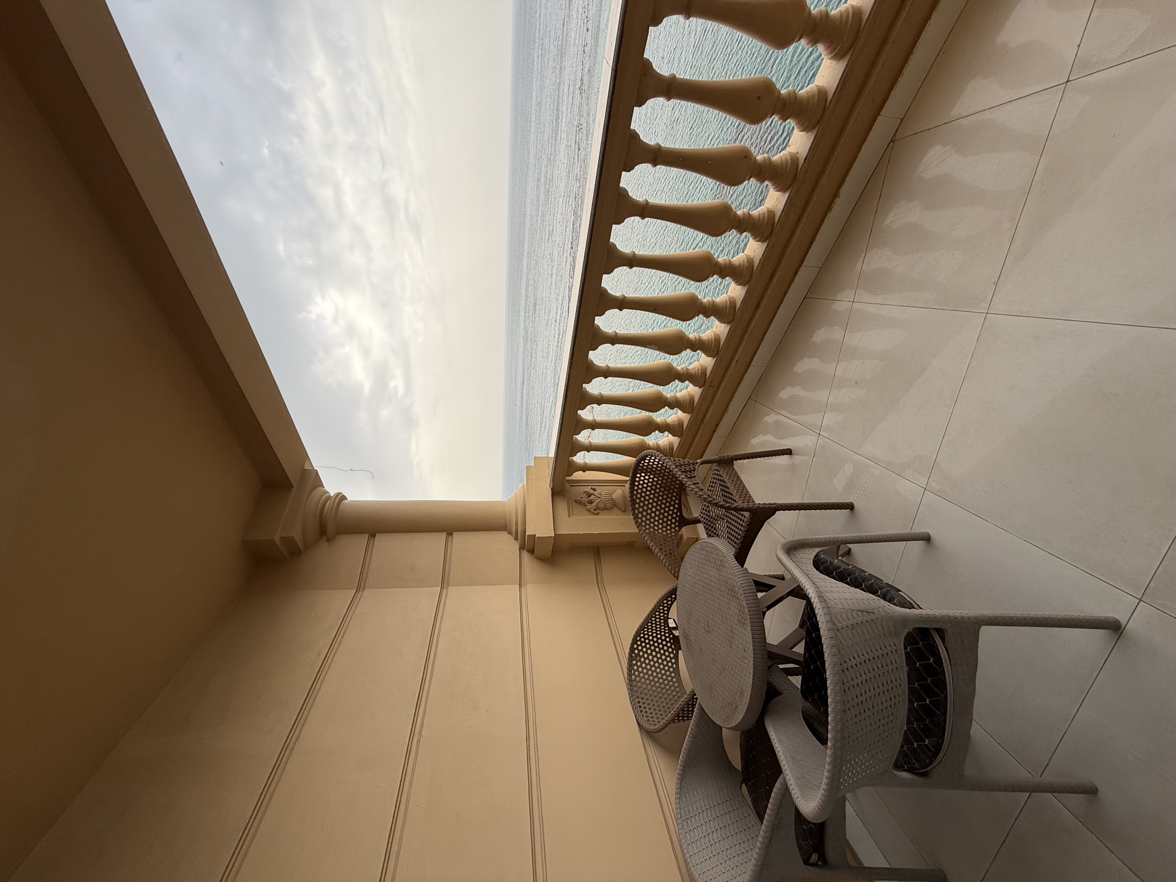 صورة المعرض 2