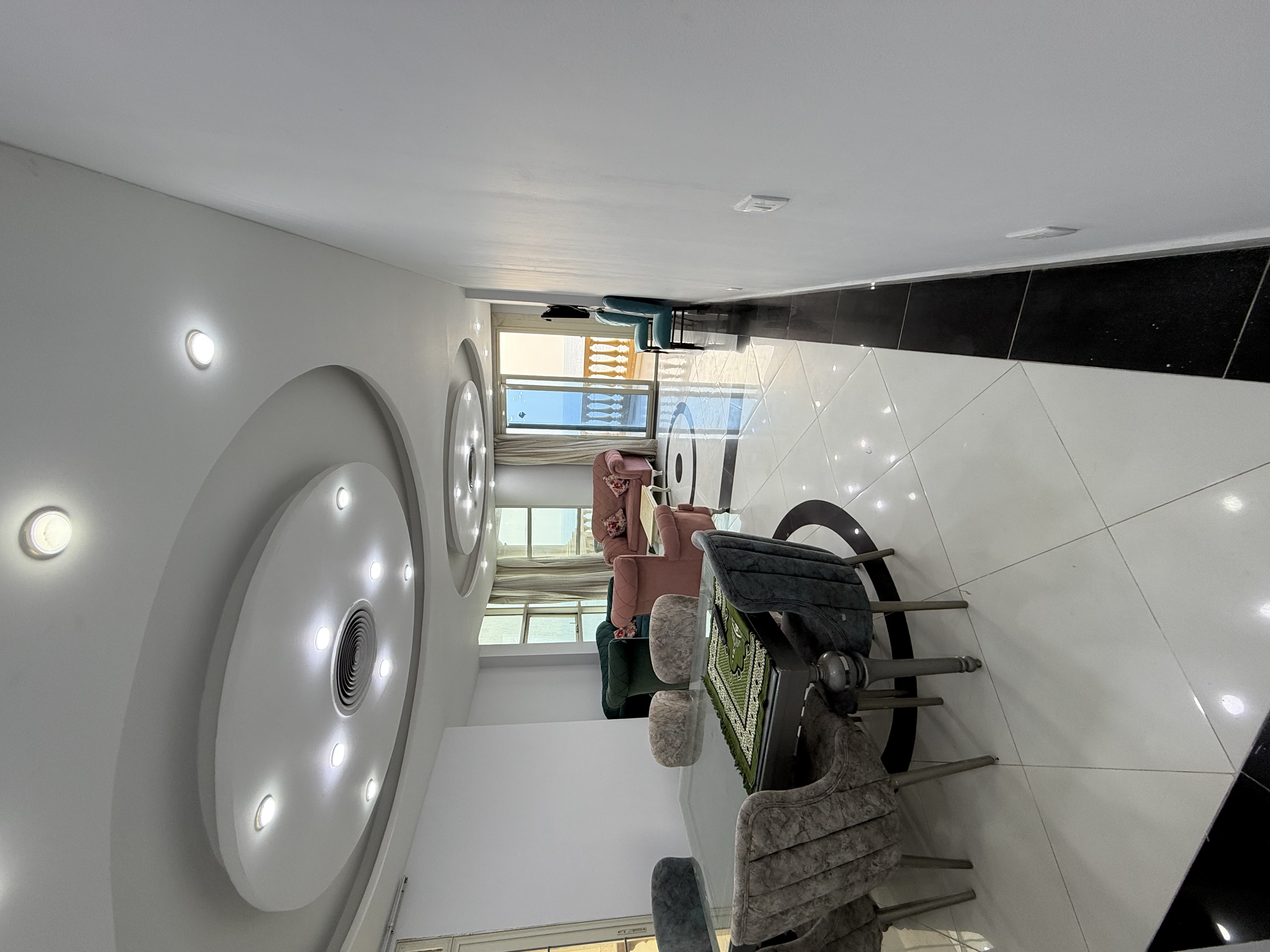 صورة المعرض 7