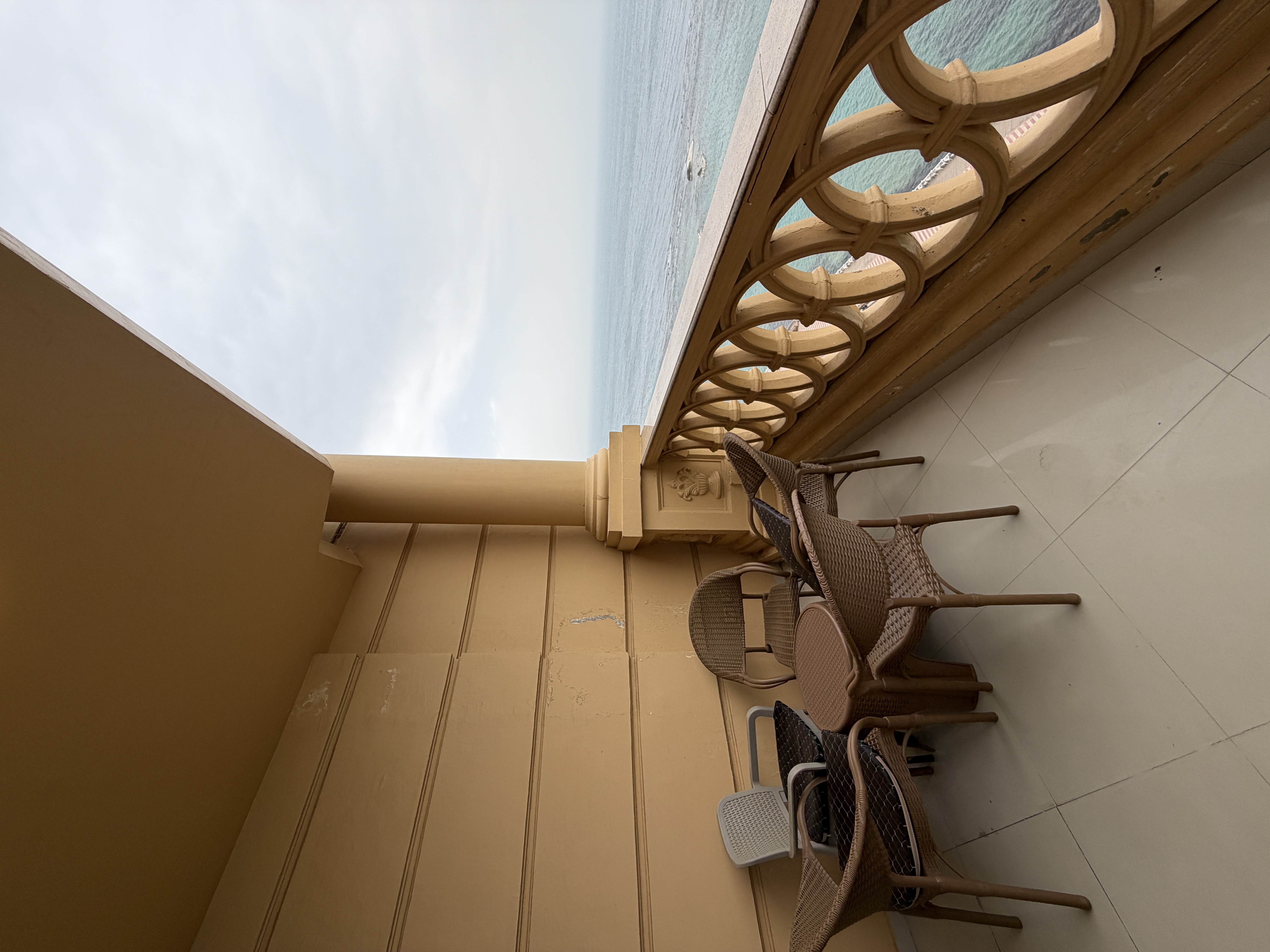 صورة المعرض 5