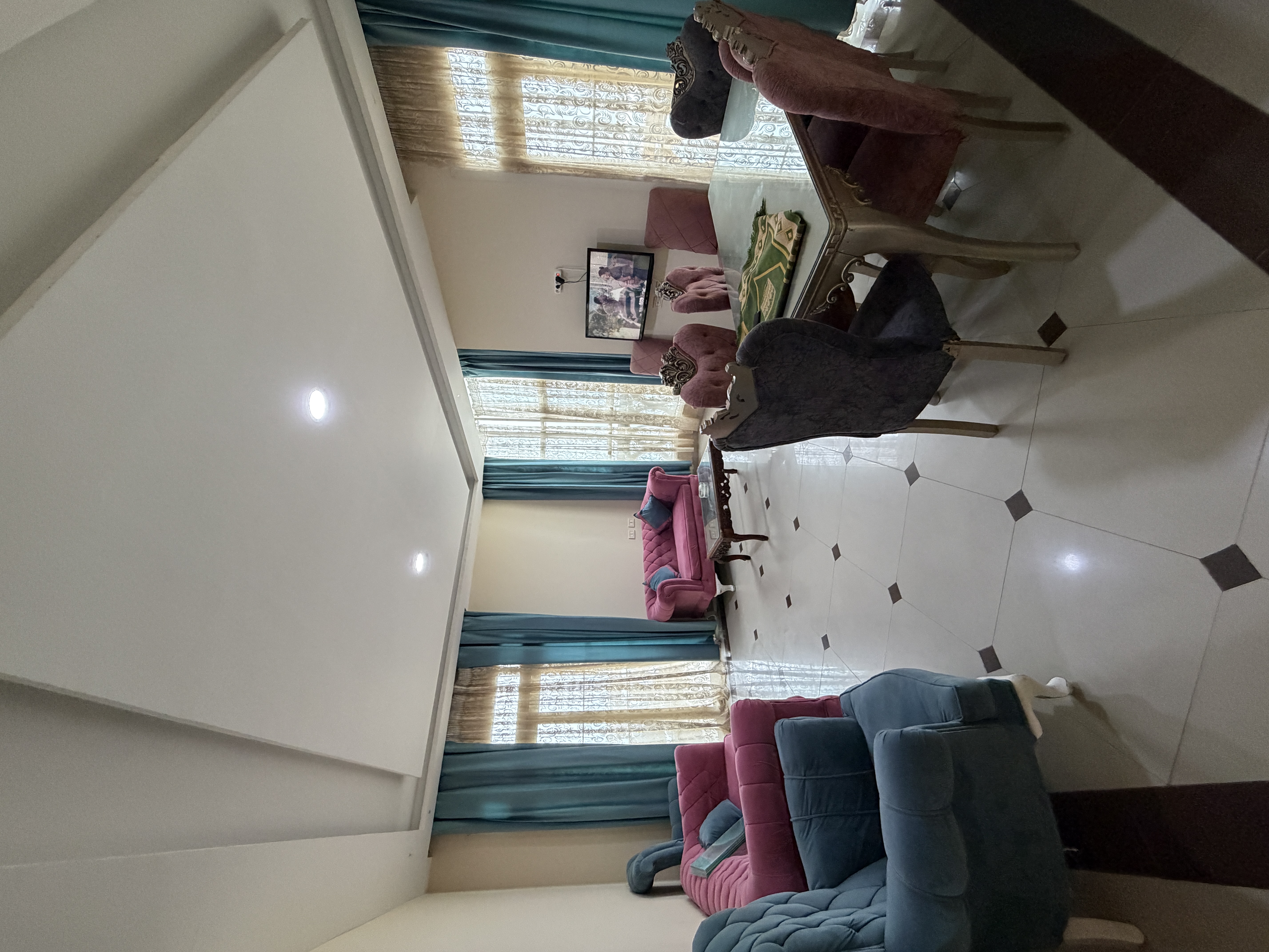 صورة المعرض 7