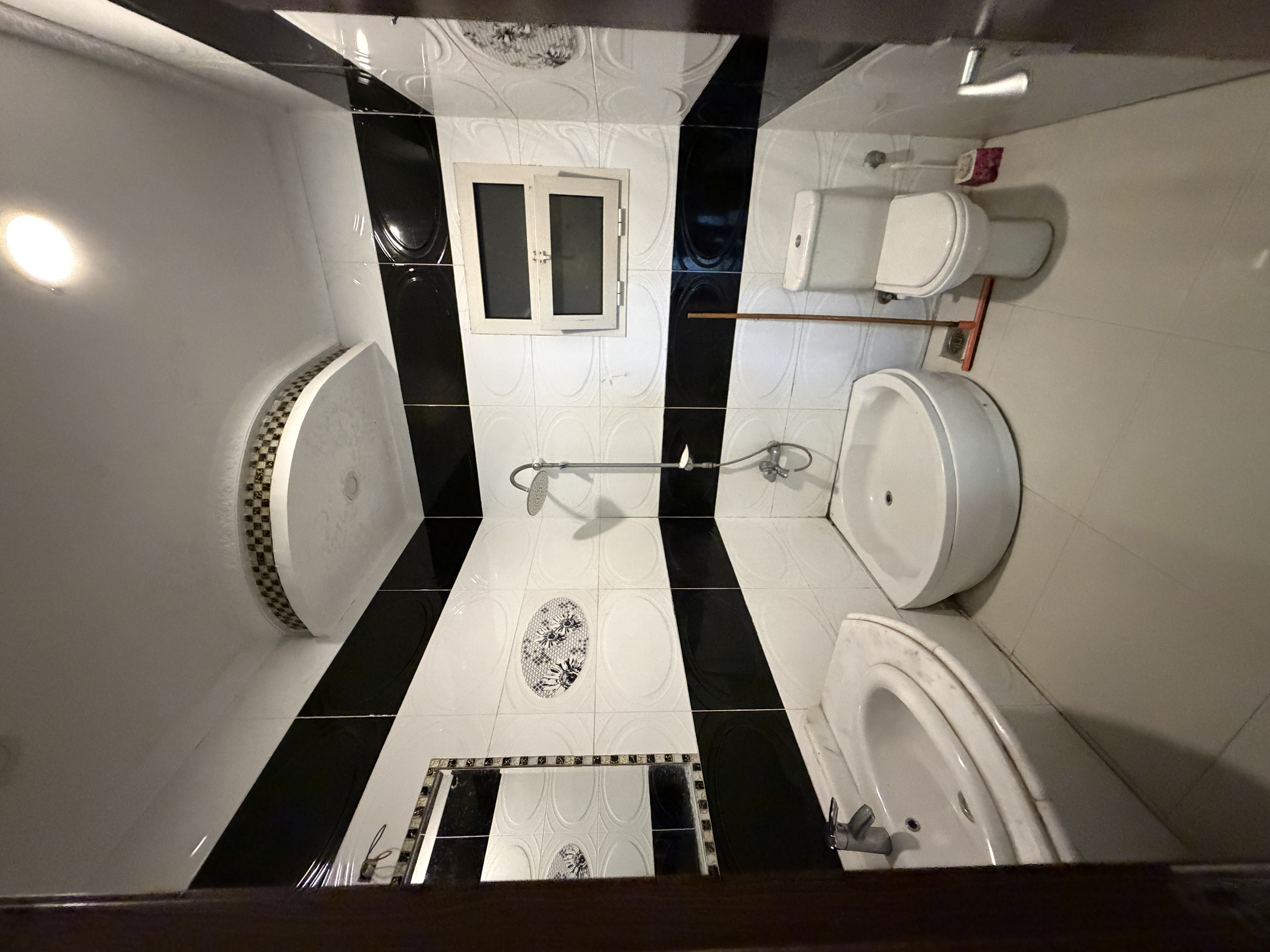 صورة المعرض 12