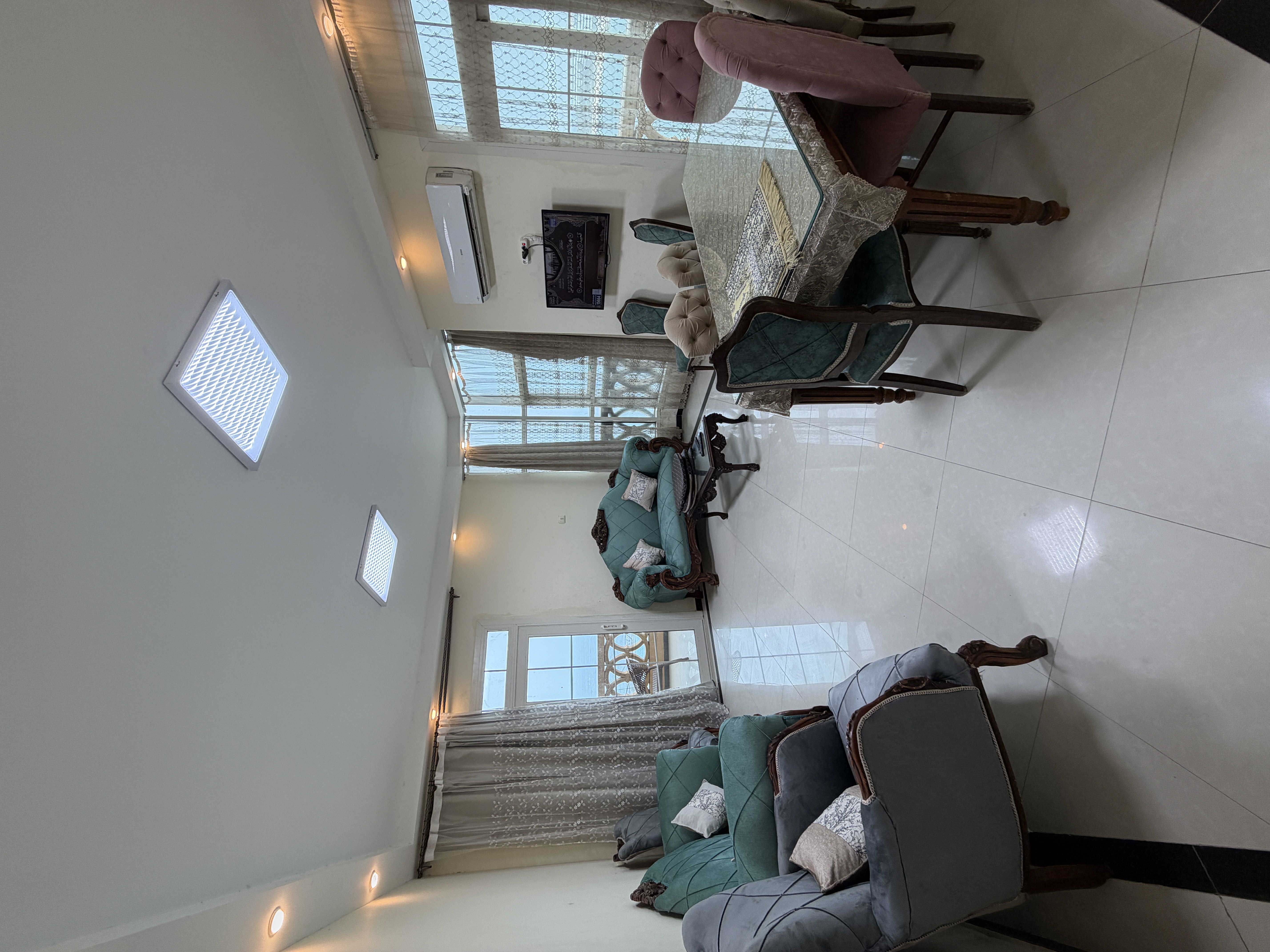 صورة المعرض 6