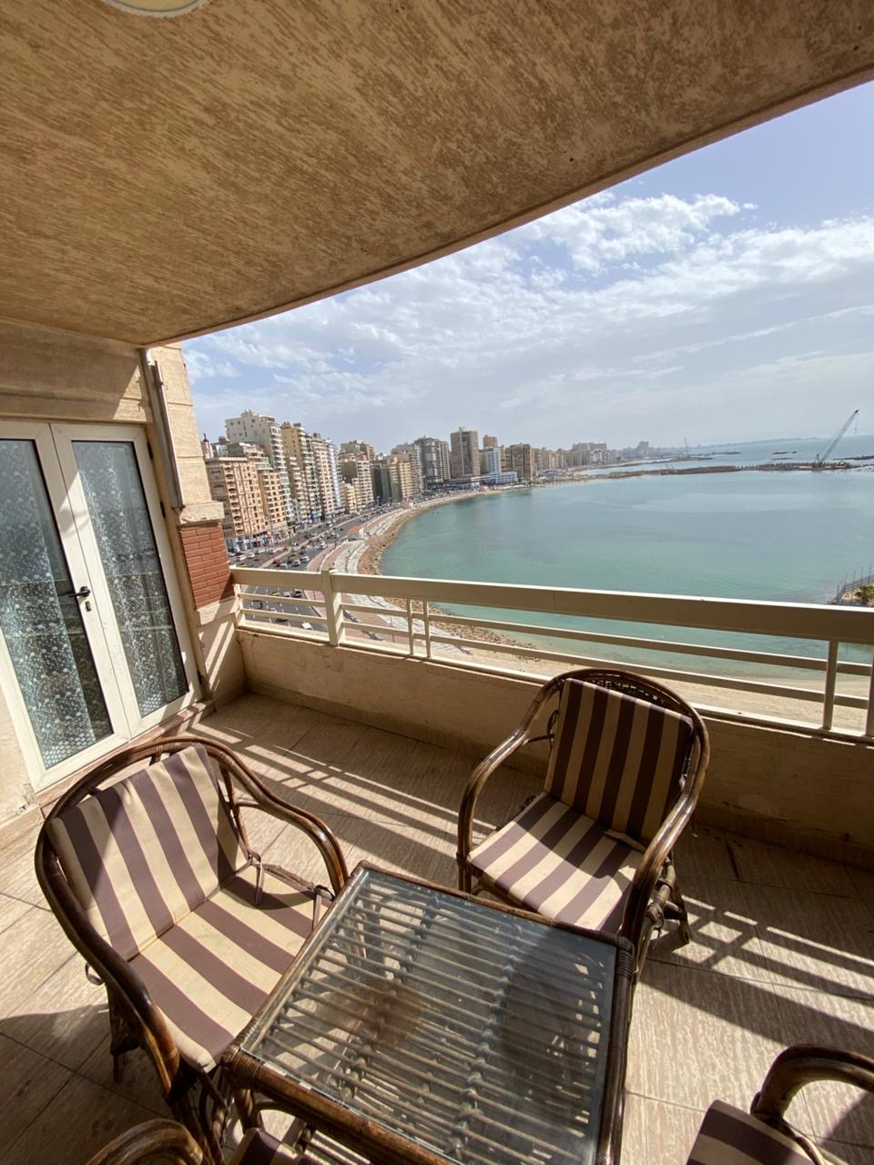صورة المعرض 3