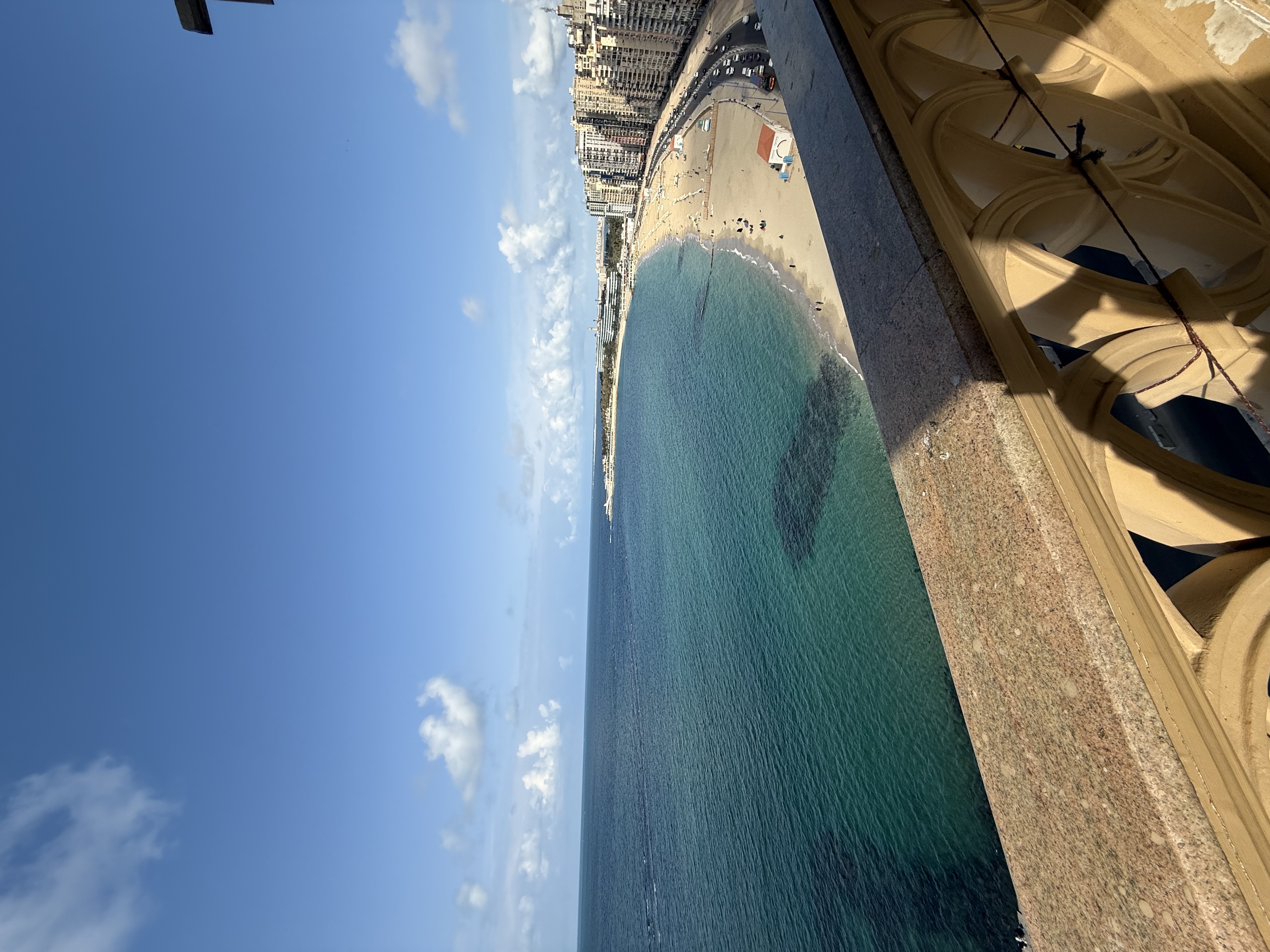 شقة 3 غرف كود  1303 المندرة VIP