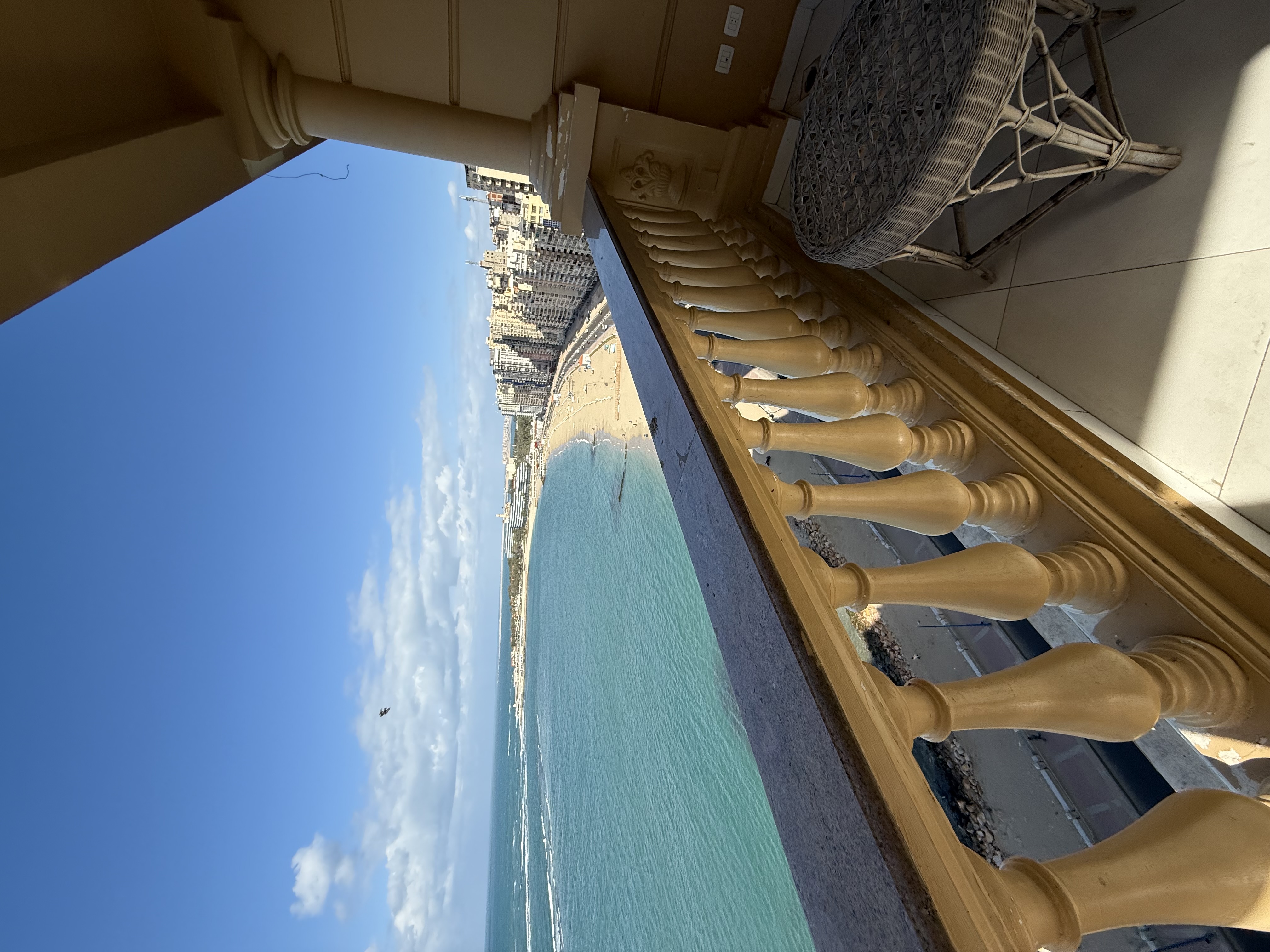 شقة 3 غرف كود 1503 المندرة