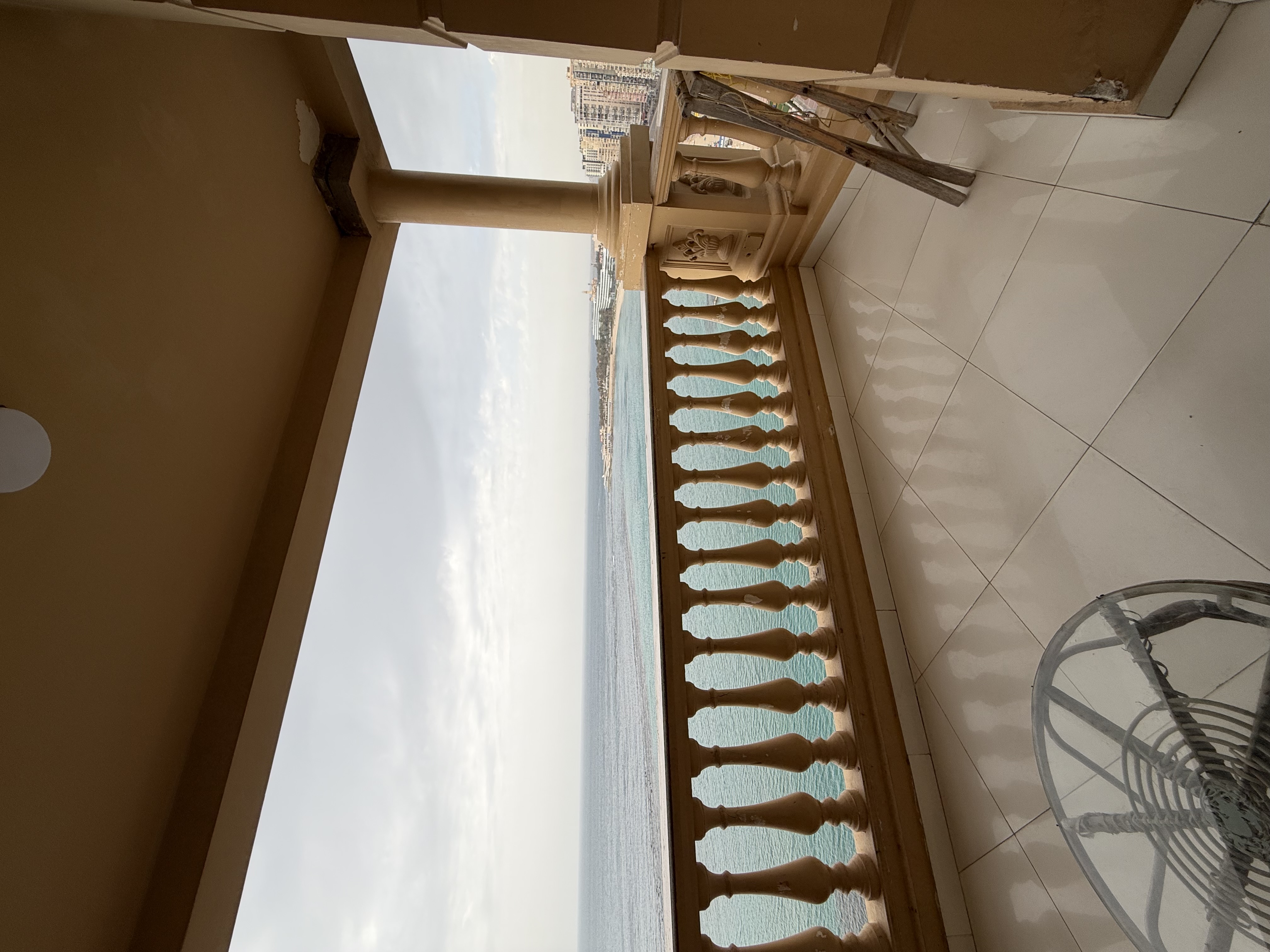 شقة 3 غرف كود 1501 المندرة