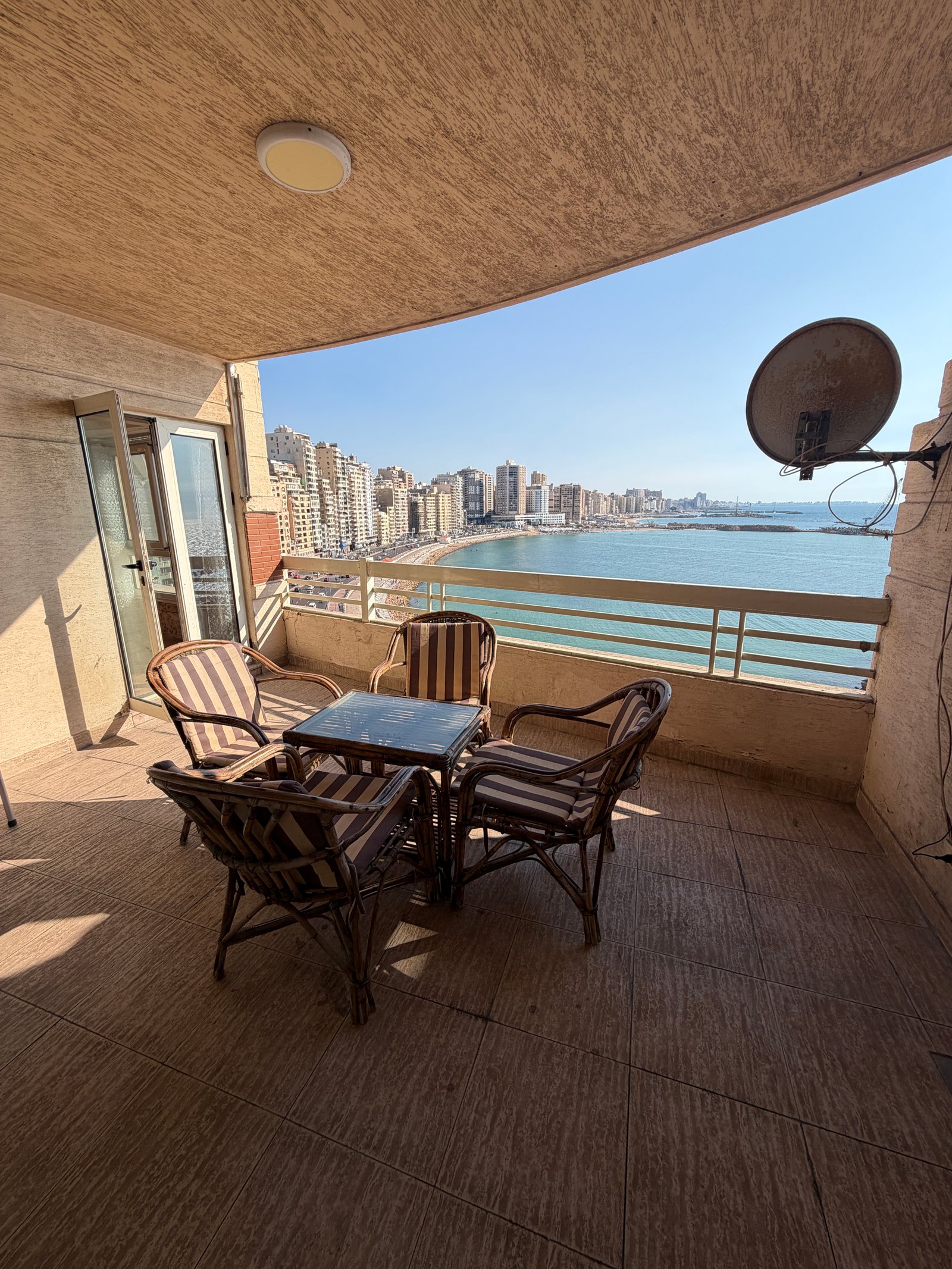 🏡شقة 3 غرفة كود 802 ميامي ( مميز ) ☑️