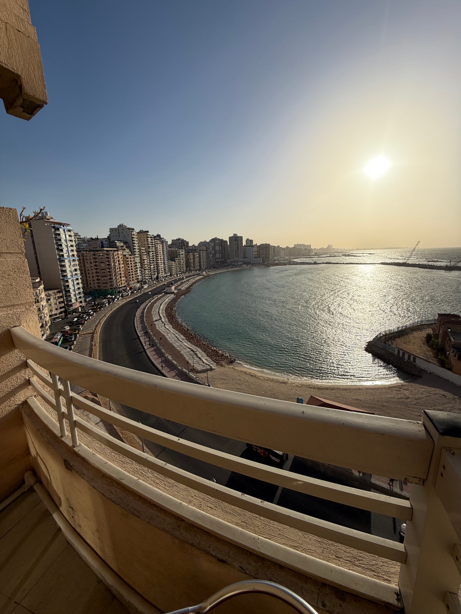 🏡شقة 3 غرفة كود 1006 ميامي ( مميز ) ☑️