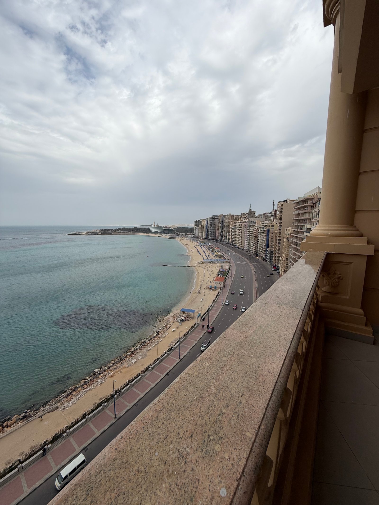 🏡شقة 3 غرفة كود 1303 المندرة ( مميز ) ☑️